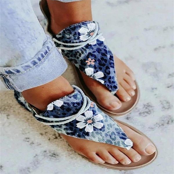 sandals 2021 summer women fashion blue toe herringbone zipper flat bottom personality beach shoes selling ethic, Black
sandals 2021 summer women fashion blue toe herringbone zipper flat bottom personality beach shoes selling ethic, Black