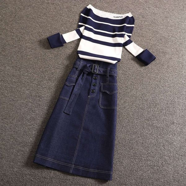 2021single / suit large women's autumn new knitwear two piece denim skirt, Black;gray
2021single / suit large women's autumn new knitwear two piece denim skirt, Black;gray