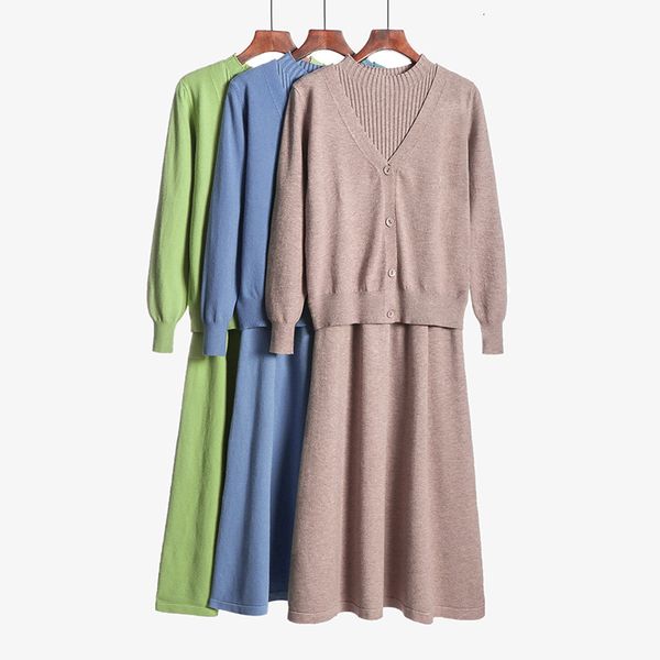 2021 new winter women's casual long sleeved cardigan + suspenders sweater vest two piece runway suit rhao, White
2021 new winter women's casual long sleeved cardigan + suspenders sweater vest two piece runway suit rhao, White