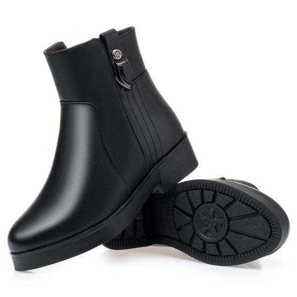 2020 women ankle boots cowhide leather boos mother warm wool mom everyday shoes boots snow work boots winter high quality, Black velvet
2020 women ankle boots cowhide leather boos mother warm wool mom everyday shoes boots snow work boots winter high quality, Black velvet