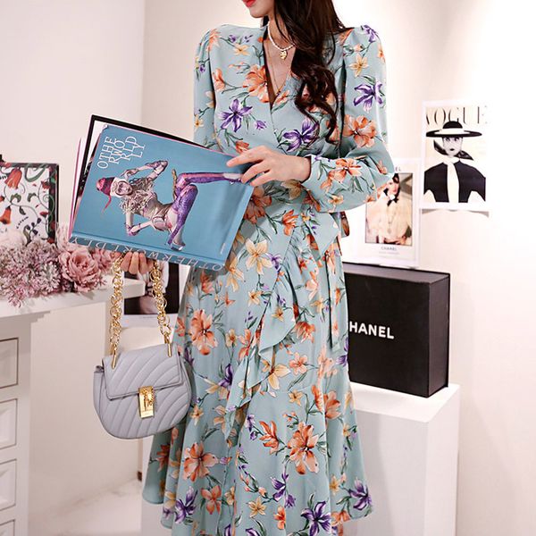 new 2021 summer autumn beach women casual boho floral print v-neck ruffle bodycon wrap high slit party jzcx, Black;gray
new 2021 summer autumn beach women casual boho floral print v-neck ruffle bodycon wrap high slit party jzcx, Black;gray