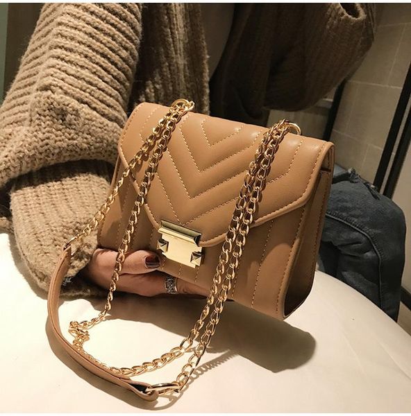 cross body texture luxury handbags 2021 european and american ladies small square bag chain shoulder messenger
cross body texture luxury handbags 2021 european and american ladies small square bag chain shoulder messenger