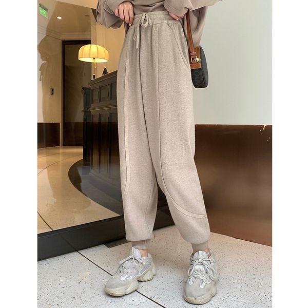 2021 new large women's dress fat sister lazy sports tied feet autumn winter high waist loose and thin leisure long pants, Black
2021 new large women's dress fat sister lazy sports tied feet autumn winter high waist loose and thin leisure long pants, Black