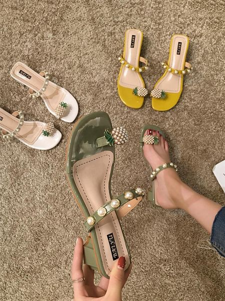 women's shoes slippers outdoor wear 2021 new summer fashion pearl pineapple flash diamond thick heels, Black
women's shoes slippers outdoor wear 2021 new summer fashion pearl pineapple flash diamond thick heels, Black