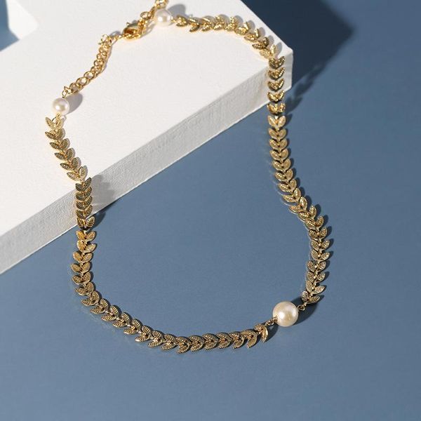 chains fashion design pearl necklace and earrings set gold plated jewelry, Silver
chains fashion design pearl necklace and earrings set gold plated jewelry, Silver