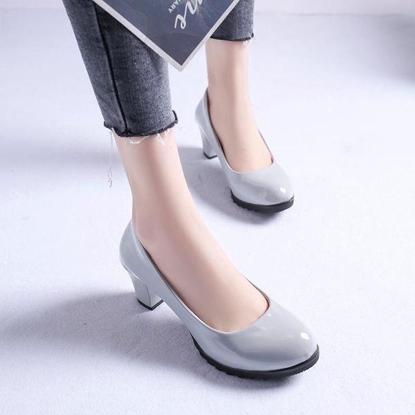 dress shoes women high heel 2021 patent leather round toe pumps feminino square shallow fashion black work shoe
dress shoes women high heel 2021 patent leather round toe pumps feminino square shallow fashion black work shoe