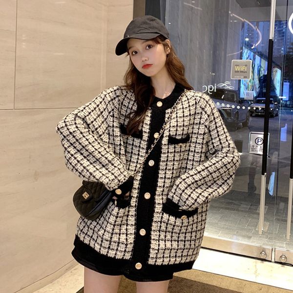 luxury women's ets lazy wind cardigan coat autumn winter 2021 korean french loose fashion plaid woolen woman, Black;brown
luxury women's ets lazy wind cardigan coat autumn winter 2021 korean french loose fashion plaid woolen woman, Black;brown