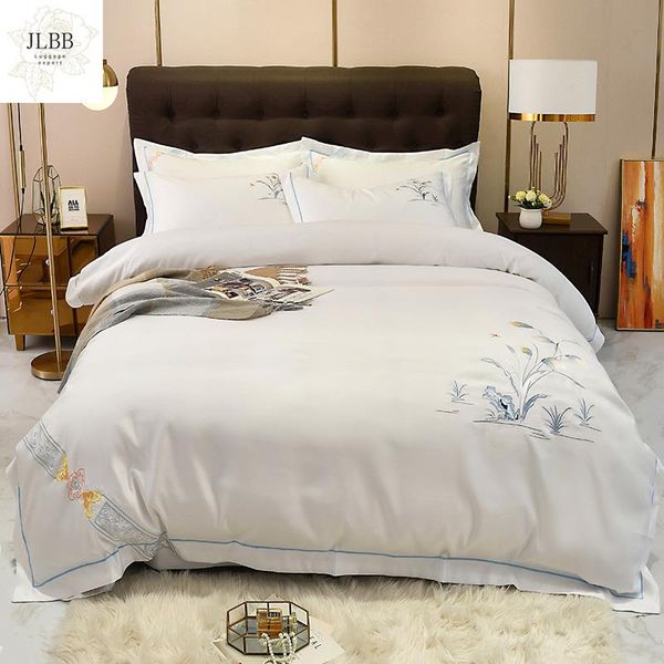 bedding sets luxury chinese style embroidery 60s satin silk cotton set double duvet cover bed linen pillowcases home textile
bedding sets luxury chinese style embroidery 60s satin silk cotton set double duvet cover bed linen pillowcases home textile