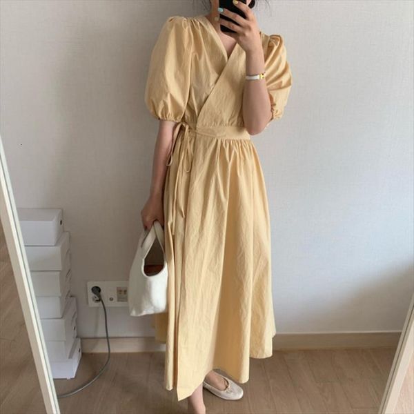 summer vintage long bandage women dress sashes v neck puff sleeve slim waist a line wrap sundress, Black;gray
summer vintage long bandage women dress sashes v neck puff sleeve slim waist a line wrap sundress, Black;gray