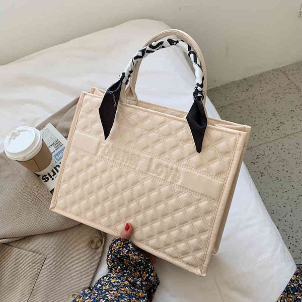 2022 factory wholesale new advanced sense of foreign style bag women's fashion large capacity portable tote bag 0hue
2022 factory wholesale new advanced sense of foreign style bag women's fashion large capacity portable tote bag 0hue