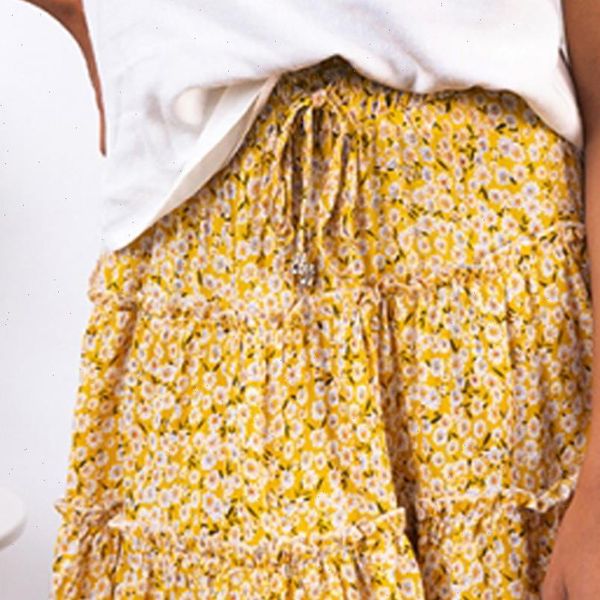 summer bohemian floral skirts women high waist frills skirt flower printed half length skirt beach a line short mini skirts, Black
summer bohemian floral skirts women high waist frills skirt flower printed half length skirt beach a line short mini skirts, Black