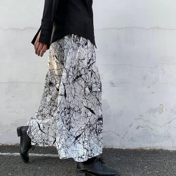 japanese drape graffiti skirts women harajuku loose streetwear skirt high waist black white skirt female
japanese drape graffiti skirts women harajuku loose streetwear skirt high waist black white skirt female