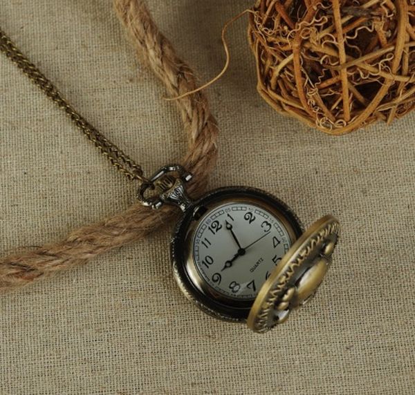 classic vintage bronze medium size convex ghost quartz vintage pocket watch men and women necklace pendant jewelry gifts, Slivery;golden
classic vintage bronze medium size convex ghost quartz vintage pocket watch men and women necklace pendant jewelry gifts, Slivery;golden
