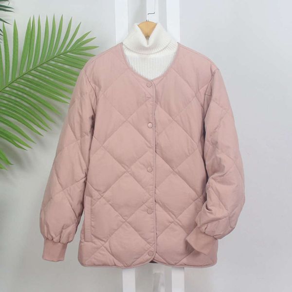 season lightweight loose winter down jacket women's short small man with round neck, Black
season lightweight loose winter down jacket women's short small man with round neck, Black