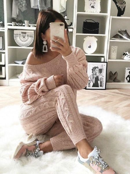 Female Winter Knitted-out Sweater Two Plus Size Long Pants 2 Piece Women's Pullover Clothes Cipi, Gray
Female Winter Knitted-out Sweater Two Plus Size Long Pants 2 Piece Women's Pullover Clothes Cipi, Gray