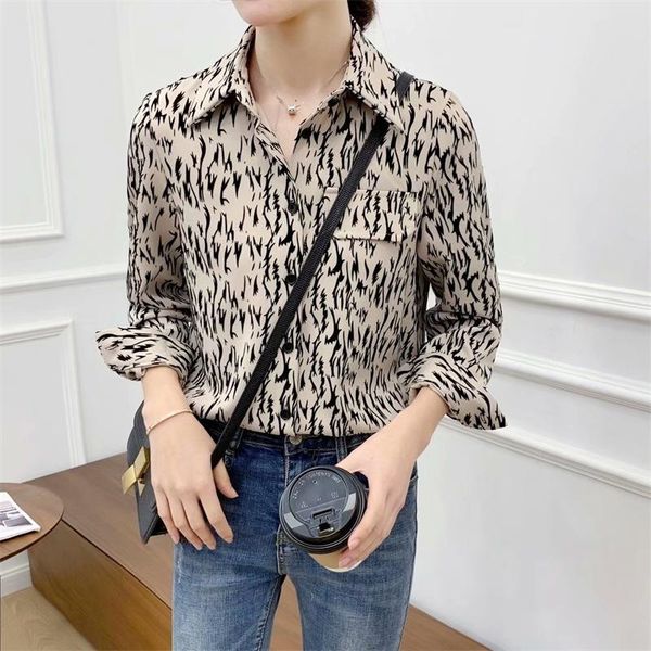 women's blouses & shirts zxqj women 2021 fashion ink graffiti with pockets flocked cotton vintage long sleeve female chic, White
women's blouses & shirts zxqj women 2021 fashion ink graffiti with pockets flocked cotton vintage long sleeve female chic, White