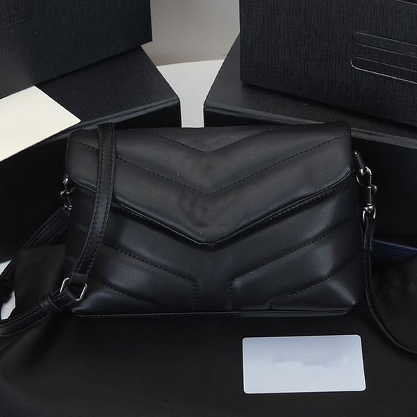 stripes crossbody handbag messenger bag front flap bag calfskin leather bag quality zipper handbag adjustable shoulder strap three card slot
stripes crossbody handbag messenger bag front flap bag calfskin leather bag quality zipper handbag adjustable shoulder strap three card slot