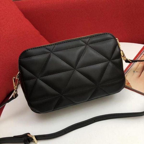 evening bags brand designer genuine leather crossbody for women 2021 simple fashion shoulder bag lady luxury small handbags
evening bags brand designer genuine leather crossbody for women 2021 simple fashion shoulder bag lady luxury small handbags