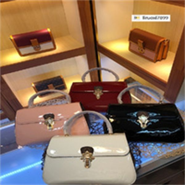 cross brand shoulder designer evening luxury bags m6av bag handbag handles m53355 women totes handbags body iconic clutches bags top
cross brand shoulder designer evening luxury bags m6av bag handbag handles m53355 women totes handbags body iconic clutches bags top
