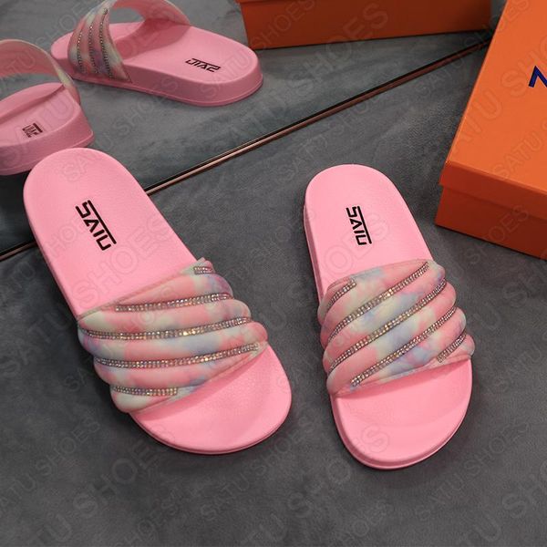 summer 2021 new water diamond fashion selling sandal european and american large size flat sakura pink lady slippers, Black
summer 2021 new water diamond fashion selling sandal european and american large size flat sakura pink lady slippers, Black
