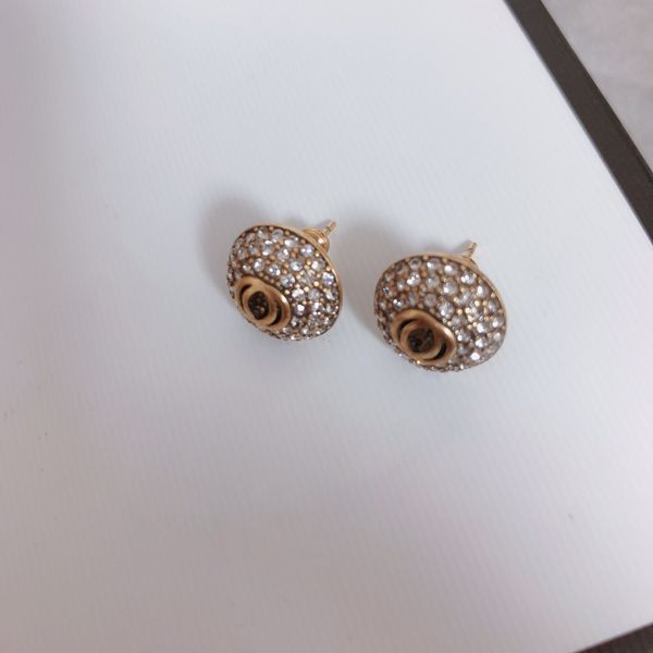 2022 brand original jewelry designer stud ear new classic round zircon letter ladies personalized high-end earrings, Golden;silver
2022 brand original jewelry designer stud ear new classic round zircon letter ladies personalized high-end earrings, Golden;silver