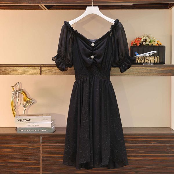 new product 2021 summer large size fat sister fashion thin medium length women's dress, Black;gray
new product 2021 summer large size fat sister fashion thin medium length women's dress, Black;gray