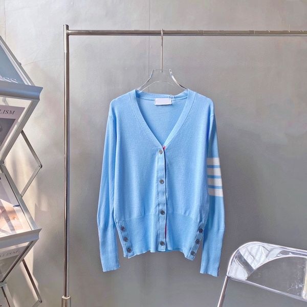 design clothing girls four bar ice hemp cardigan sky light blue air conditioning knitted with long sleeve webbing placket, White;black
design clothing girls four bar ice hemp cardigan sky light blue air conditioning knitted with long sleeve webbing placket, White;black