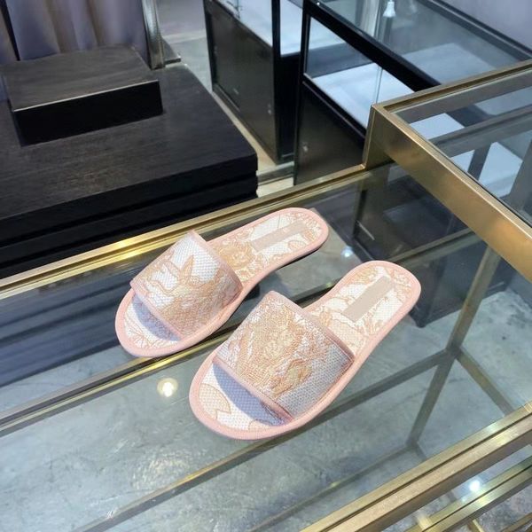 women fashion summer lock shoes slipper graffiti sandals women genuine cowhide leather shoes with logo box flat slippers large size 35-42, Black
women fashion summer lock shoes slipper graffiti sandals women genuine cowhide leather shoes with logo box flat slippers large size 35-42, Black