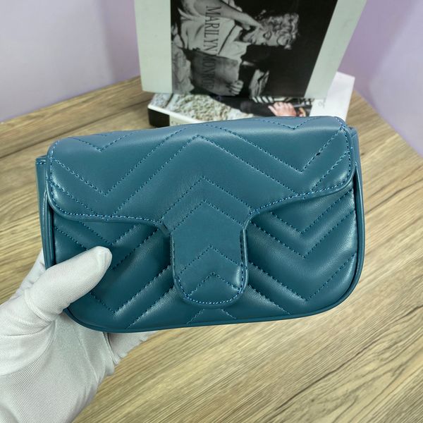 women shoulder bags chain crossbody designer bag fashion quilted heart leather handbags female famous purse mini bag 16.5cm 03
women shoulder bags chain crossbody designer bag fashion quilted heart leather handbags female famous purse mini bag 16.5cm 03