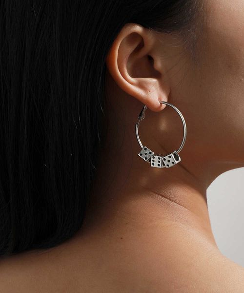 creative fashion cool wind dice metal earrings women's exaggerated circle ear jewelry, Silver
creative fashion cool wind dice metal earrings women's exaggerated circle ear jewelry, Silver