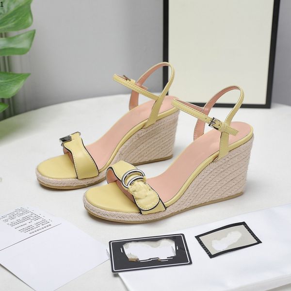 2021 nouvelles chaussures femmes plates-formes coins talons hauts antidérapants marche casual gladiator sandales fty0001, Black
2021 nouvelles chaussures femmes plates-formes coins talons hauts antidérapants marche casual gladiator sandales fty0001, Black