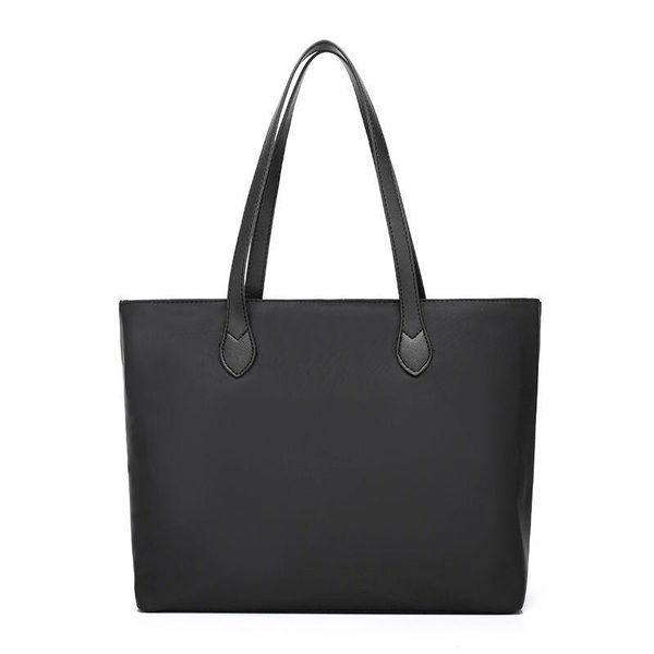 evening bags vip classic solid color metal chain single shoulder bag women's fashion handbag party leisure outdoor 5 colors
evening bags vip classic solid color metal chain single shoulder bag women's fashion handbag party leisure outdoor 5 colors