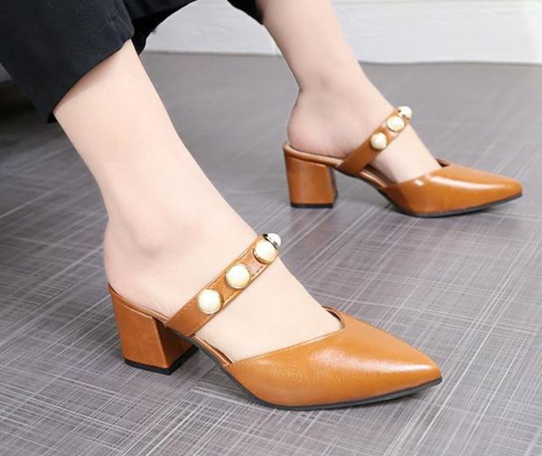 slippers spiked flat-soled female summer 2021 style retro-style with rough heels and low, Black
slippers spiked flat-soled female summer 2021 style retro-style with rough heels and low, Black