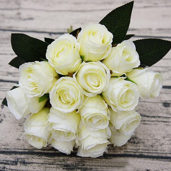 1pc 18heads artificial silk rose flowers bouquet decorative flowers for wedding party bridal fake flores fleur home garden decor
1pc 18heads artificial silk rose flowers bouquet decorative flowers for wedding party bridal fake flores fleur home garden decor