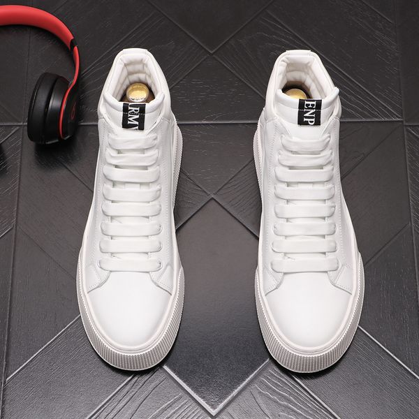 high-fashion men business wedding shoes luxury designer tennis white breathable male leather boots trainers skateboard trend tides walking s, Black
high-fashion men business wedding shoes luxury designer tennis white breathable male leather boots trainers skateboard trend tides walking s, Black