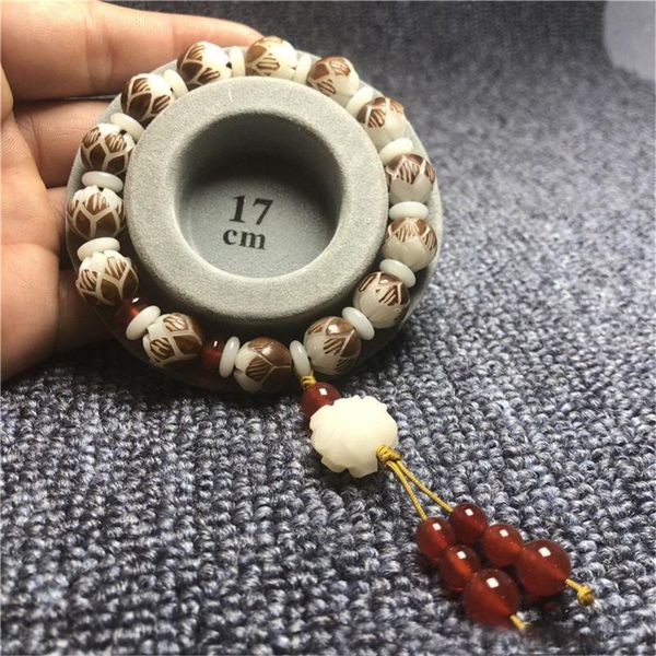 beaded, strands natural white bodhi root lotus beads bracelets hand carved 3 layers of peony cloud pendant fashion female prayer bracelet, Black
beaded, strands natural white bodhi root lotus beads bracelets hand carved 3 layers of peony cloud pendant fashion female prayer bracelet, Black