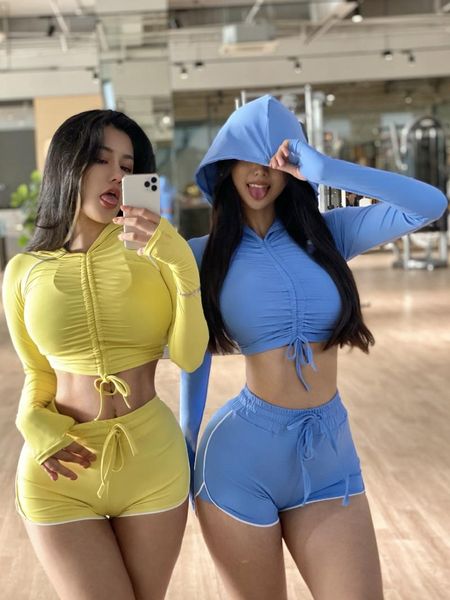 yoga outfit slim suit long sleeved shorts sports fitness running set women stretchy workout short sportswear
yoga outfit slim suit long sleeved shorts sports fitness running set women stretchy workout short sportswear