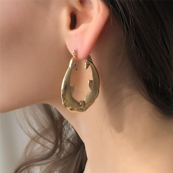 hoop & huggie aomu 2021 trendy metal chain geometric personality dolphin big earrings hollow simple women party jewelry gift, Golden;silver
hoop & huggie aomu 2021 trendy metal chain geometric personality dolphin big earrings hollow simple women party jewelry gift, Golden;silver