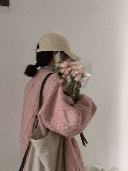 fashion women's pink pullover loose round for neck twist autumn and winter 2020 new gentle style korean students' luxury, White;black
fashion women's pink pullover loose round for neck twist autumn and winter 2020 new gentle style korean students' luxury, White;black
