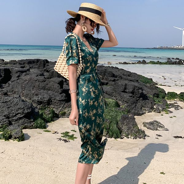 summer women floral print green satin dress slim elegant boho vacation tropical midi beach dress vintage korean runway dresses, Black;gray
summer women floral print green satin dress slim elegant boho vacation tropical midi beach dress vintage korean runway dresses, Black;gray
