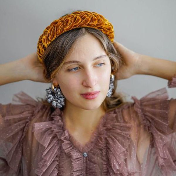 hair accessories haimeikang twist thick velvet hairband solid color women fashion wide head band plastic hoop headband
hair accessories haimeikang twist thick velvet hairband solid color women fashion wide head band plastic hoop headband