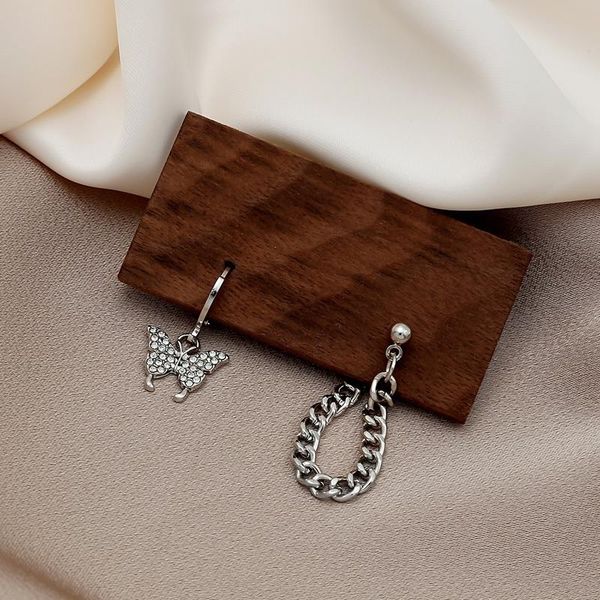 stud butterfly earring women fashion woman earrings simple chain korean girl party pendant jewelry lady trendy metal kolczyki, Golden;silver
stud butterfly earring women fashion woman earrings simple chain korean girl party pendant jewelry lady trendy metal kolczyki, Golden;silver