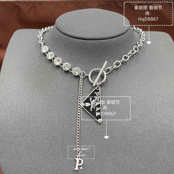 2021 new jewelry inverted triangle necklace women's suliu buckle five water brick clavicle letter sweater chain live broadcast with, Silver
2021 new jewelry inverted triangle necklace women's suliu buckle five water brick clavicle letter sweater chain live broadcast with, Silver
