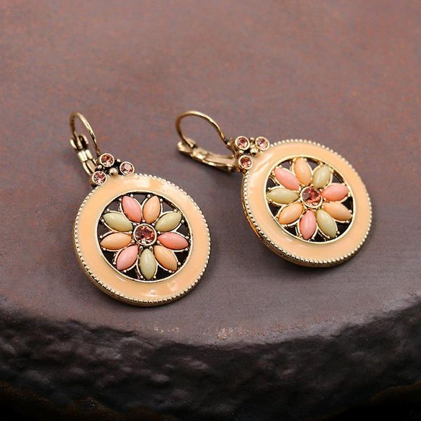 dangle & chandelier 2021 retro flower round geometric alloy carved drop earrings for women vintage rhinestone gem stone female oobellen, Silver
dangle & chandelier 2021 retro flower round geometric alloy carved drop earrings for women vintage rhinestone gem stone female oobellen, Silver