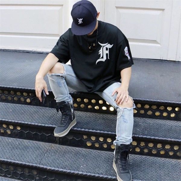 croosin fear of god fog mainline biblical embroidered letters baseball jersey mesh short sleeve t-shirt high street, White;black
croosin fear of god fog mainline biblical embroidered letters baseball jersey mesh short sleeve t-shirt high street, White;black