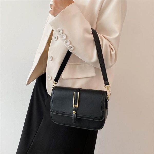 evening bags brand fashion messenger bag 2021 niche design simple casual one-shoulder small square wild
evening bags brand fashion messenger bag 2021 niche design simple casual one-shoulder small square wild