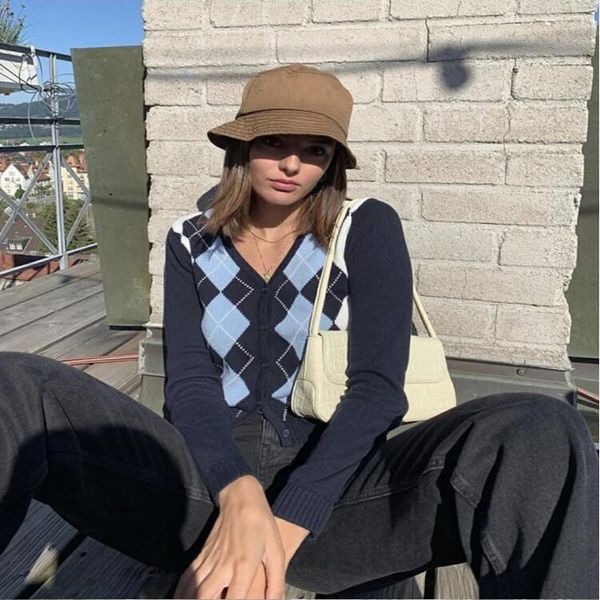 women's sweaters vintage female ins cardigan with v-neck cleavage, knitted or crocheted jacket, long sleeve, button closure, short clot, White;black
women's sweaters vintage female ins cardigan with v-neck cleavage, knitted or crocheted jacket, long sleeve, button closure, short clot, White;black