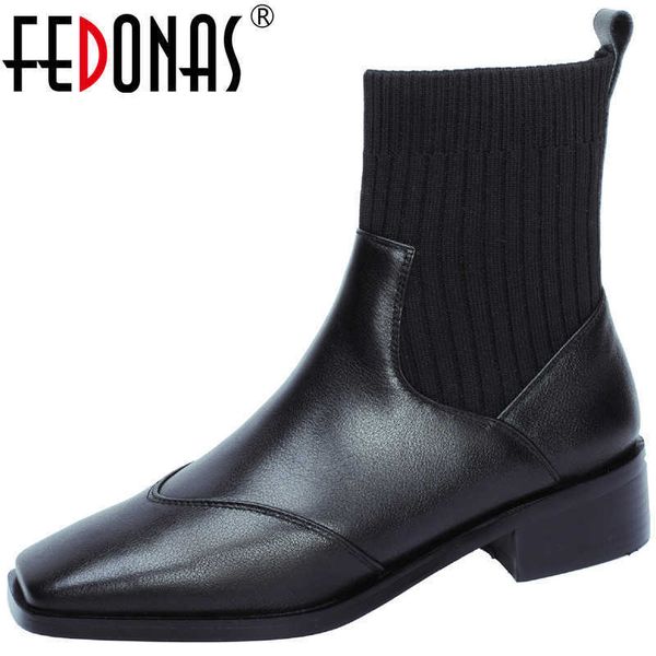 elegant women's office boots genuine leather square toe shoes for women working wedding basic thick heels ankle 210528, Black
elegant women's office boots genuine leather square toe shoes for women working wedding basic thick heels ankle 210528, Black