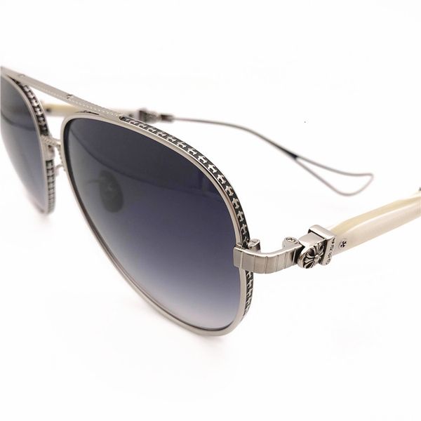 sunglasses fashion men and women personality driving glasses cross anti ultraviolet, White;black
sunglasses fashion men and women personality driving glasses cross anti ultraviolet, White;black
