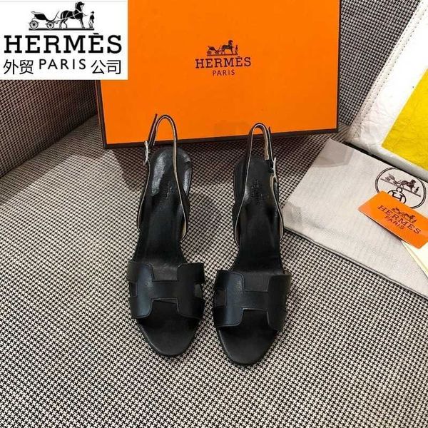 mules luxury women high heels sandals slippers men slides pumps loafers designer ballerinas sneakers dress shoes ywpl, Black;white
mules luxury women high heels sandals slippers men slides pumps loafers designer ballerinas sneakers dress shoes ywpl, Black;white